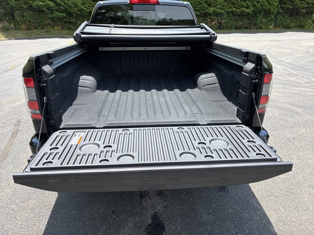 New 2026 Nissan Frontier PRO-4X w/ Pro Premium Package AWD/4WD image 13