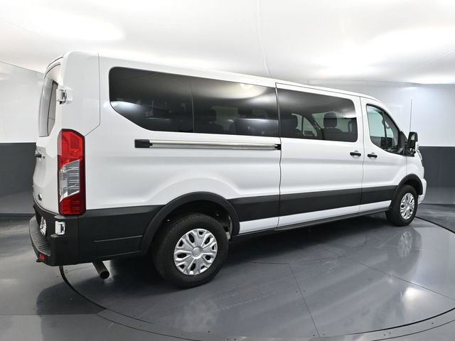 Used 2023 Ford Transit 350 XLT RWD image 5