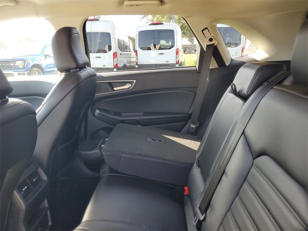 Used 2024 Ford Edge SEL image 29