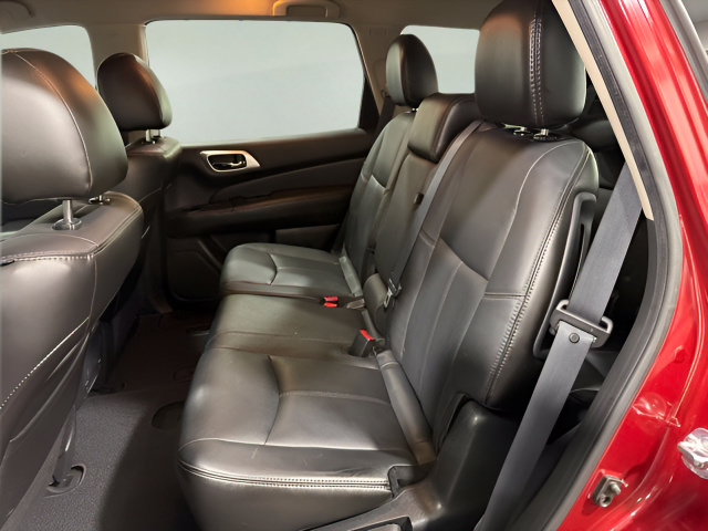 Used 2014 Nissan Pathfinder SL w/ SL Tech Package FWD image 29