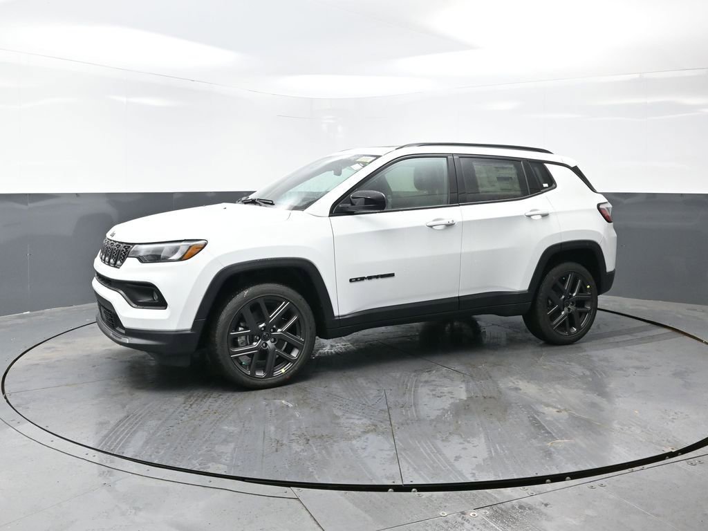 New 2026 Jeep Compass Latitude w/ Sun and Sound Group image 5