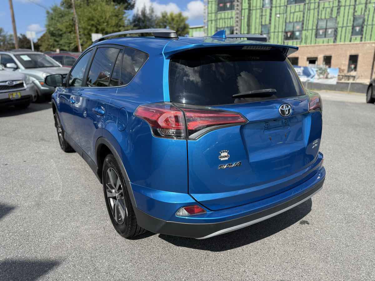 Used 2017 Toyota RAV4 XLE image 5