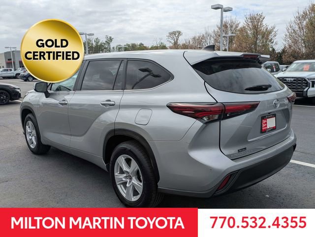Certified 2024 Toyota Highlander LE FWD image 7