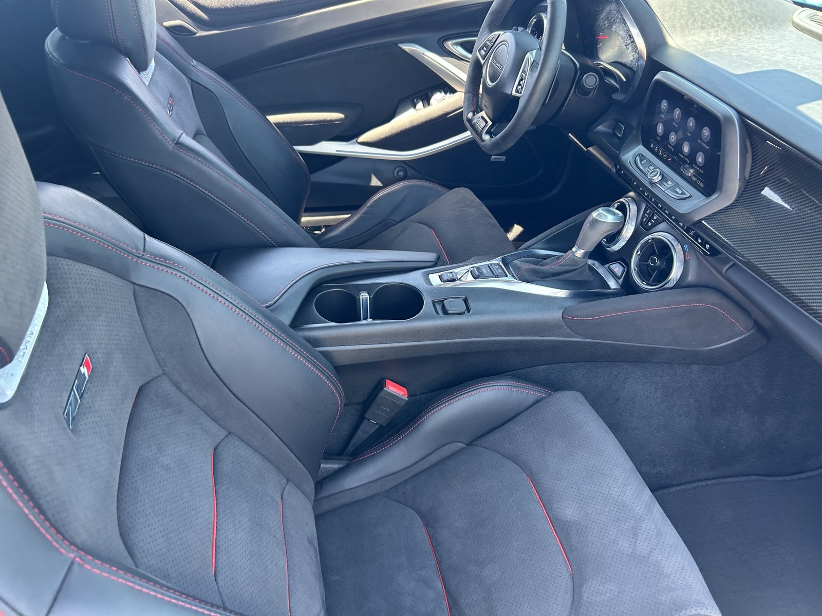 Used 2022 Chevrolet Camaro ZL1 RWD image 12