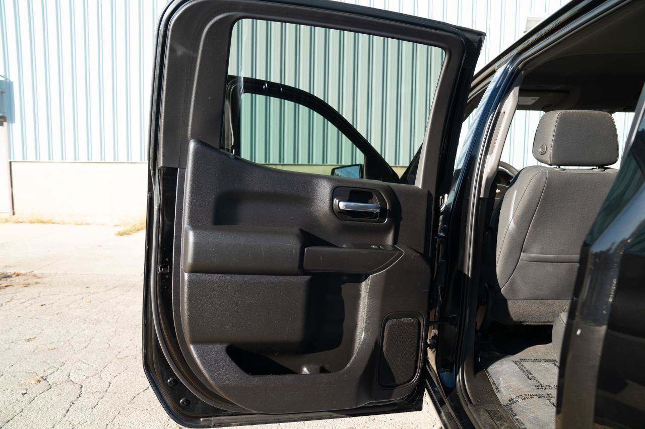 Used 2020 Chevrolet Silverado 1500 LT RWD image 19