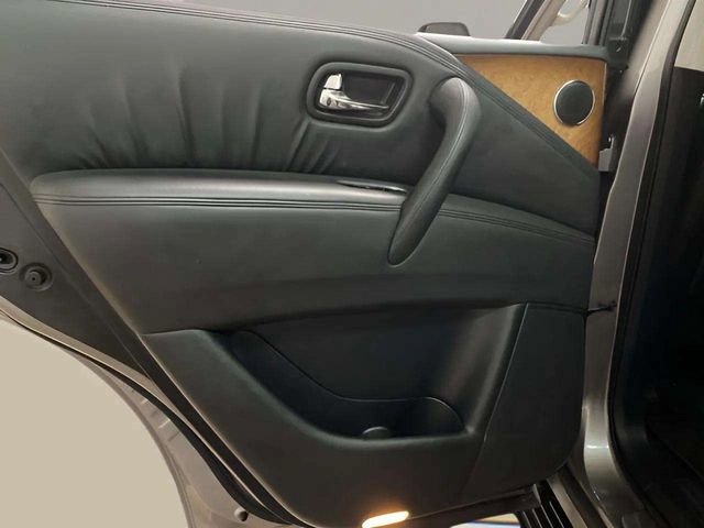 Used 2011 INFINITI QX56 2WD w/ Theater Pkg image 75