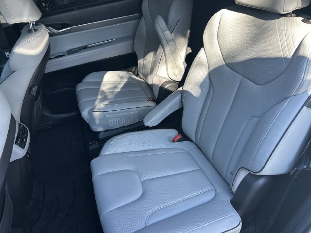 Used 2024 Hyundai Palisade SEL w/ Premium Package FWD image 32
