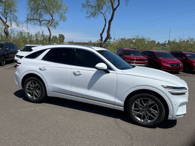 Used 2022 Genesis GV70 2.5T w/ Advanced Package AWD/4WD image 6