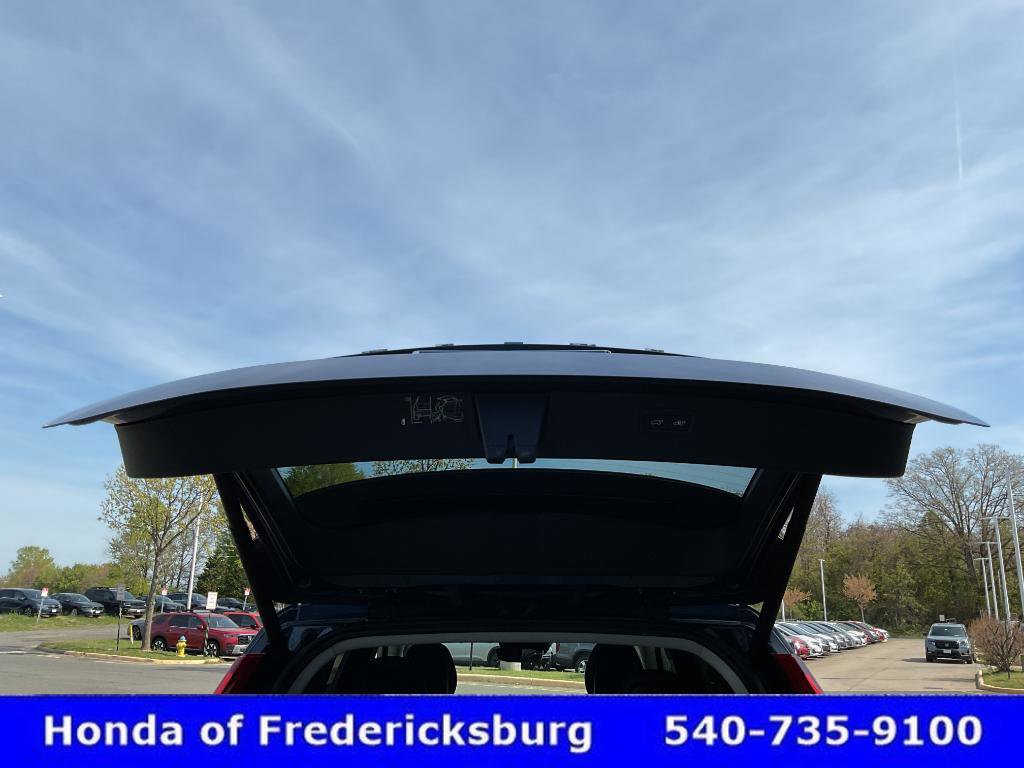 Used 2020 Volvo XC90 T6 Momentum w/ Protection Package Premier AWD/4WD image 17