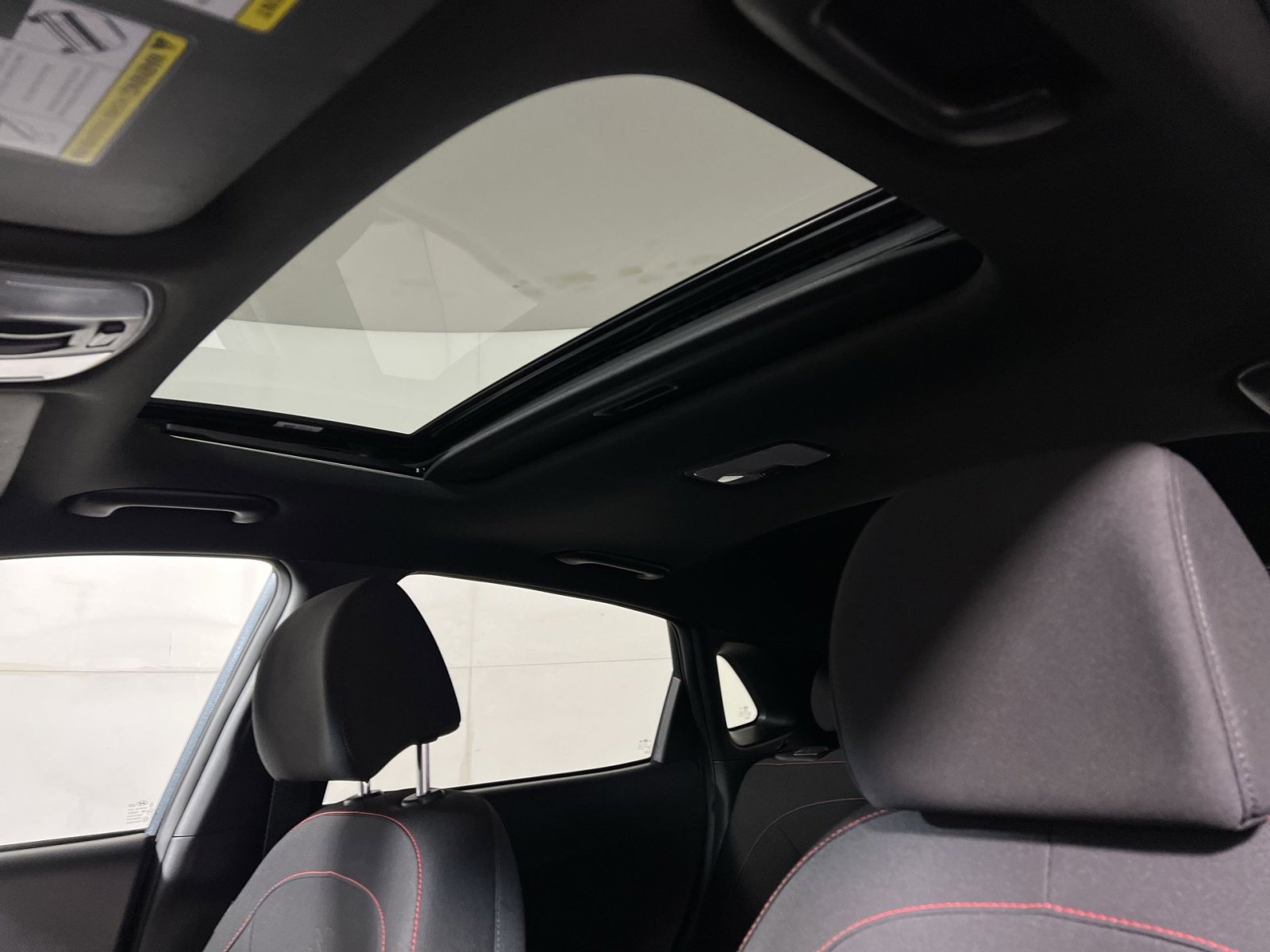 Used 2022 Hyundai Kona N Line w/ Tech Package image 24