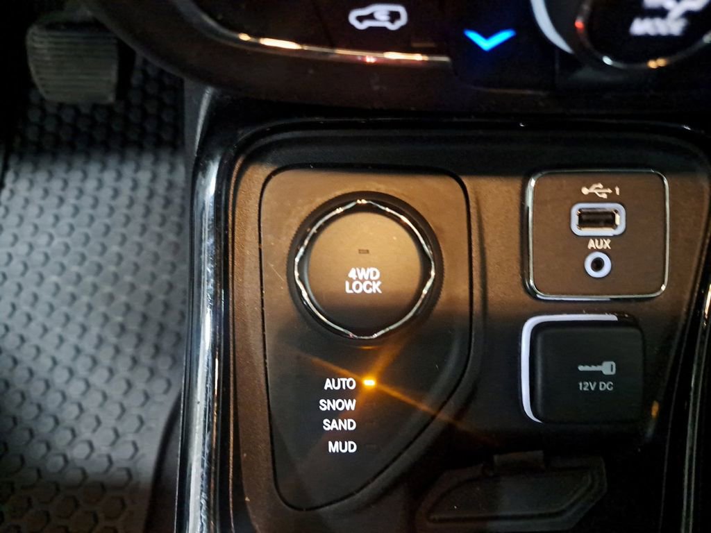 Used 2019 Jeep Compass Altitude image 31