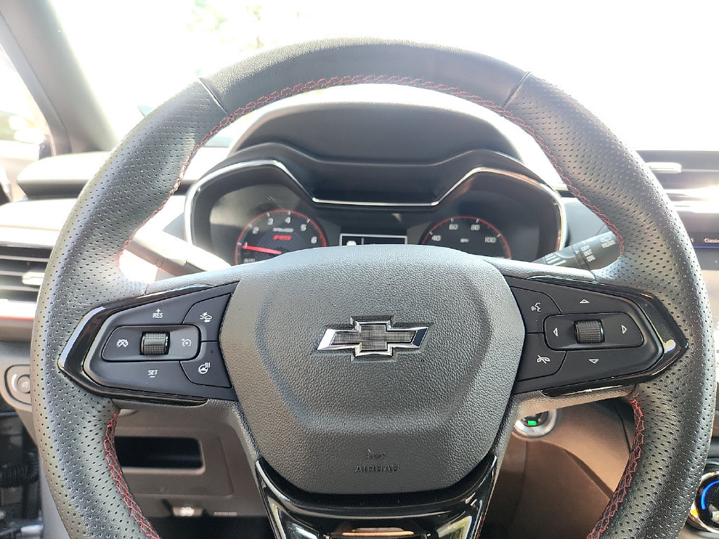 Used 2023 Chevrolet TrailBlazer RS FWD image 18