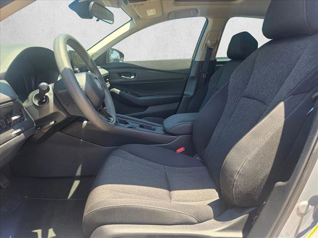 Used 2025 Honda Accord SE image 9