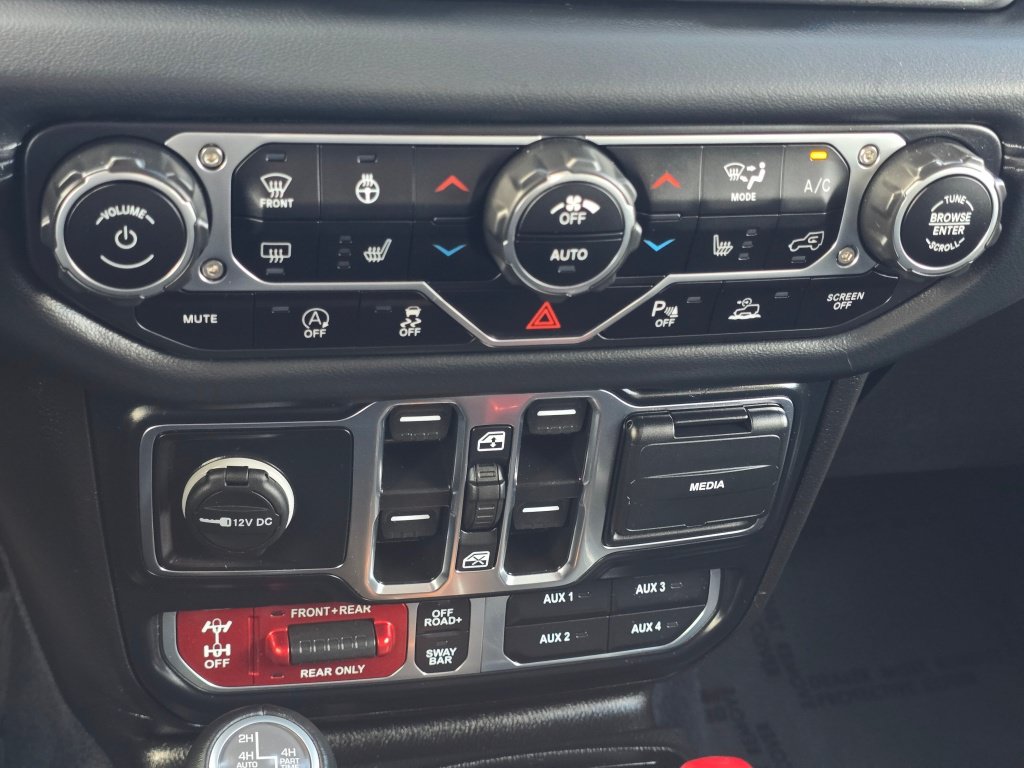 Used 2024 Jeep Gladiator Rubicon AWD/4WD image 47