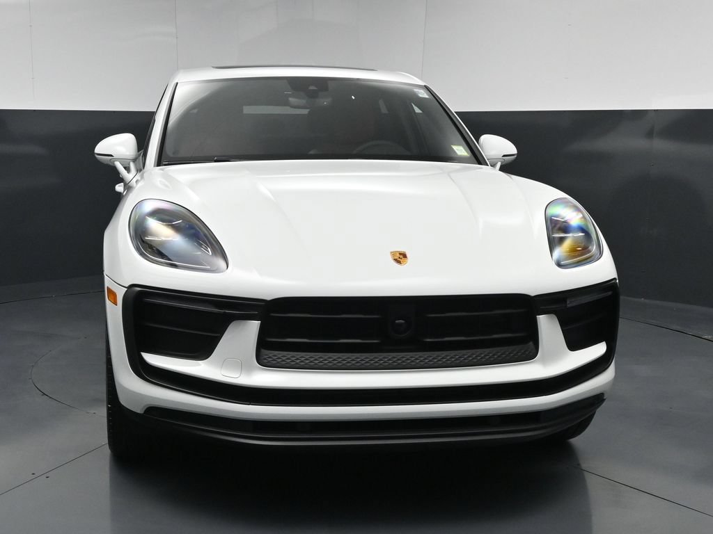 New 2026 Porsche Macan AWD/4WD image 14
