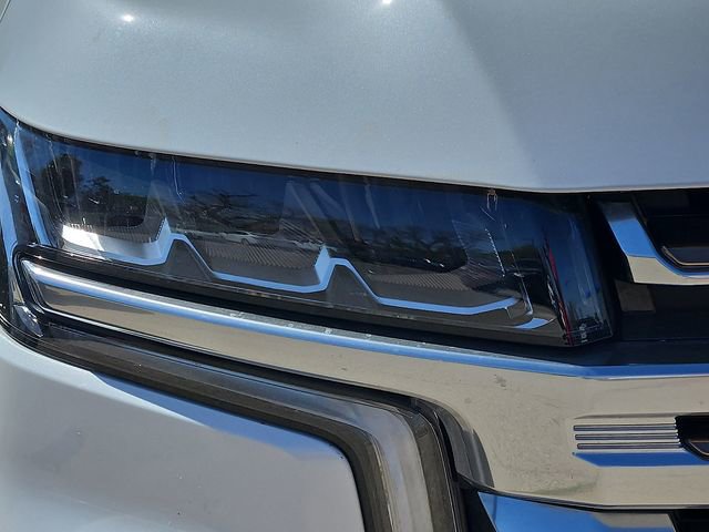 Used 2023 Chevrolet Tahoe High Country w/ Advanced Technology Package image 3