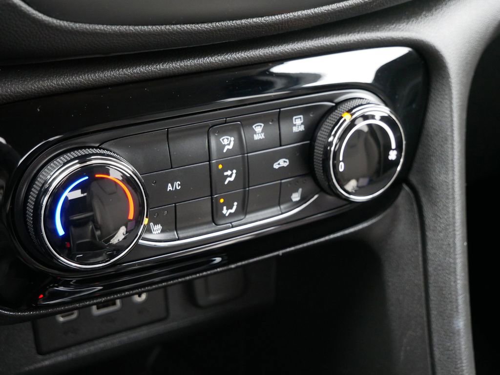 Used 2023 Buick Encore GX Preferred w/ Cold Weather Comfort Package image 19