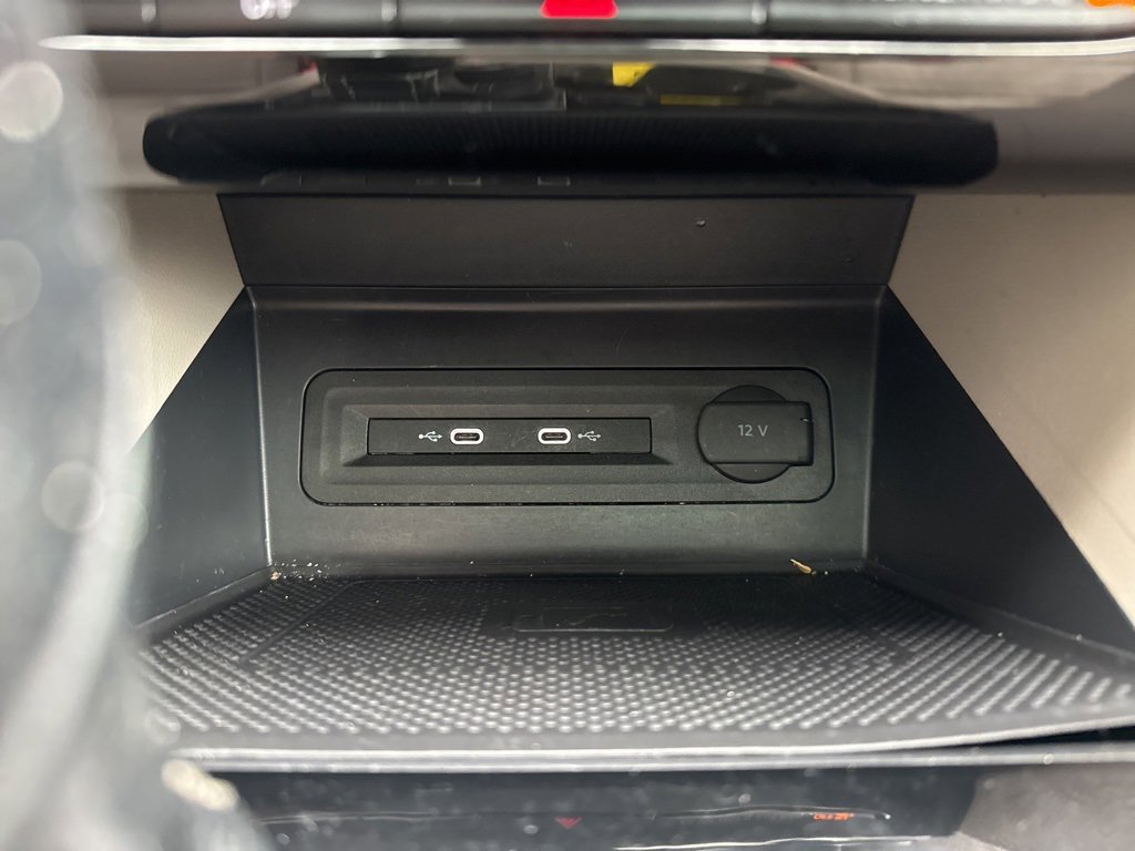 Used 2021 Volkswagen Atlas SEL Premium image 34