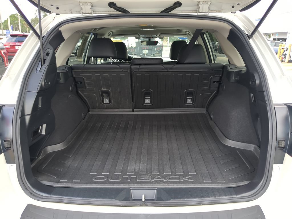Used 2019 Subaru Outback 2.5i Limited w/ Popular Package #2 AWD/4WD image 9