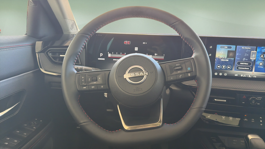 New 2027 Nissan Kicks SR w/ SR Premium Package AWD/4WD image 9