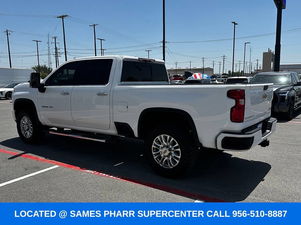 Used 2023 Chevrolet Silverado 2500 High Country w/ Technology Package AWD/4WD image 7