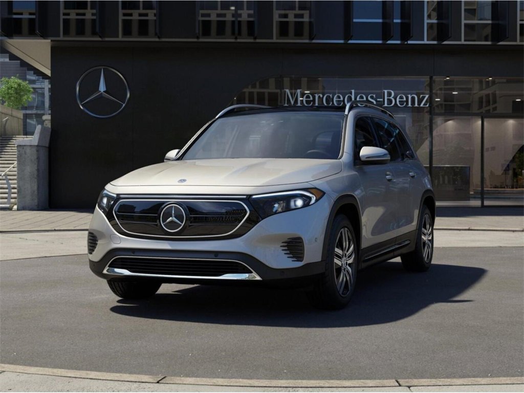 Used 2023 Mercedes-Benz EQB 300 4MATIC image 42
