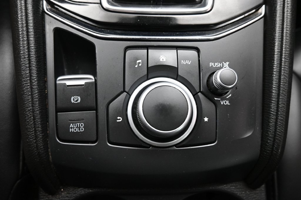 Used 2020 MAZDA CX-5 Touring FWD image 14