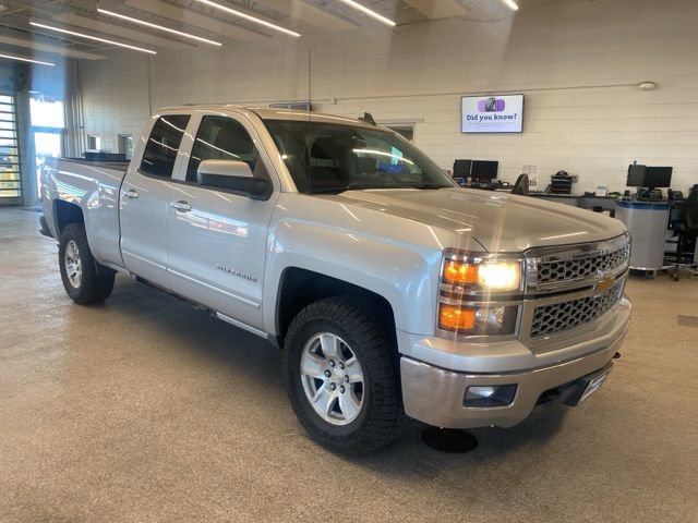 Used 2015 Chevrolet Silverado 1500 LT w/ All Star Edition AWD/4WD image 3