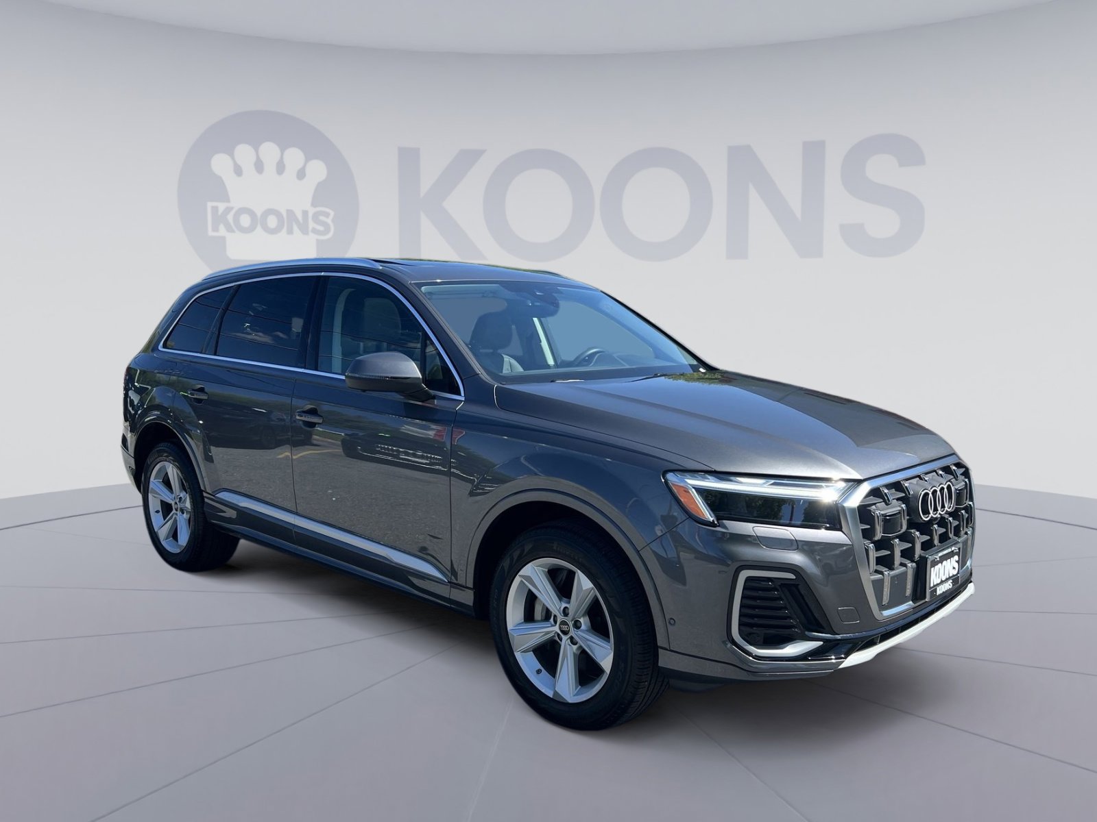 Used 2025 Audi Q7 2.0T Premium w/ Convenience Package AWD/4WD image 10