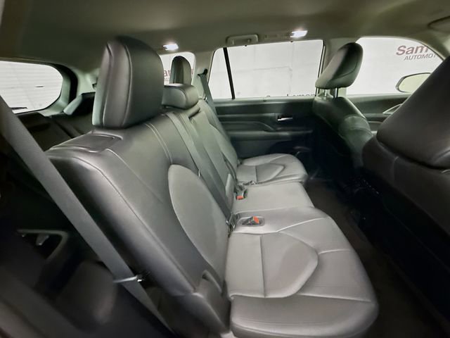 Used 2024 Toyota Grand Highlander XLE image 28