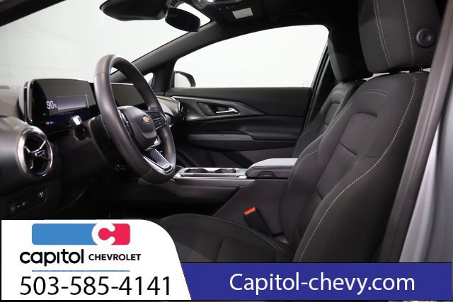 Used 2025 Chevrolet Equinox EV LT FWD image 12