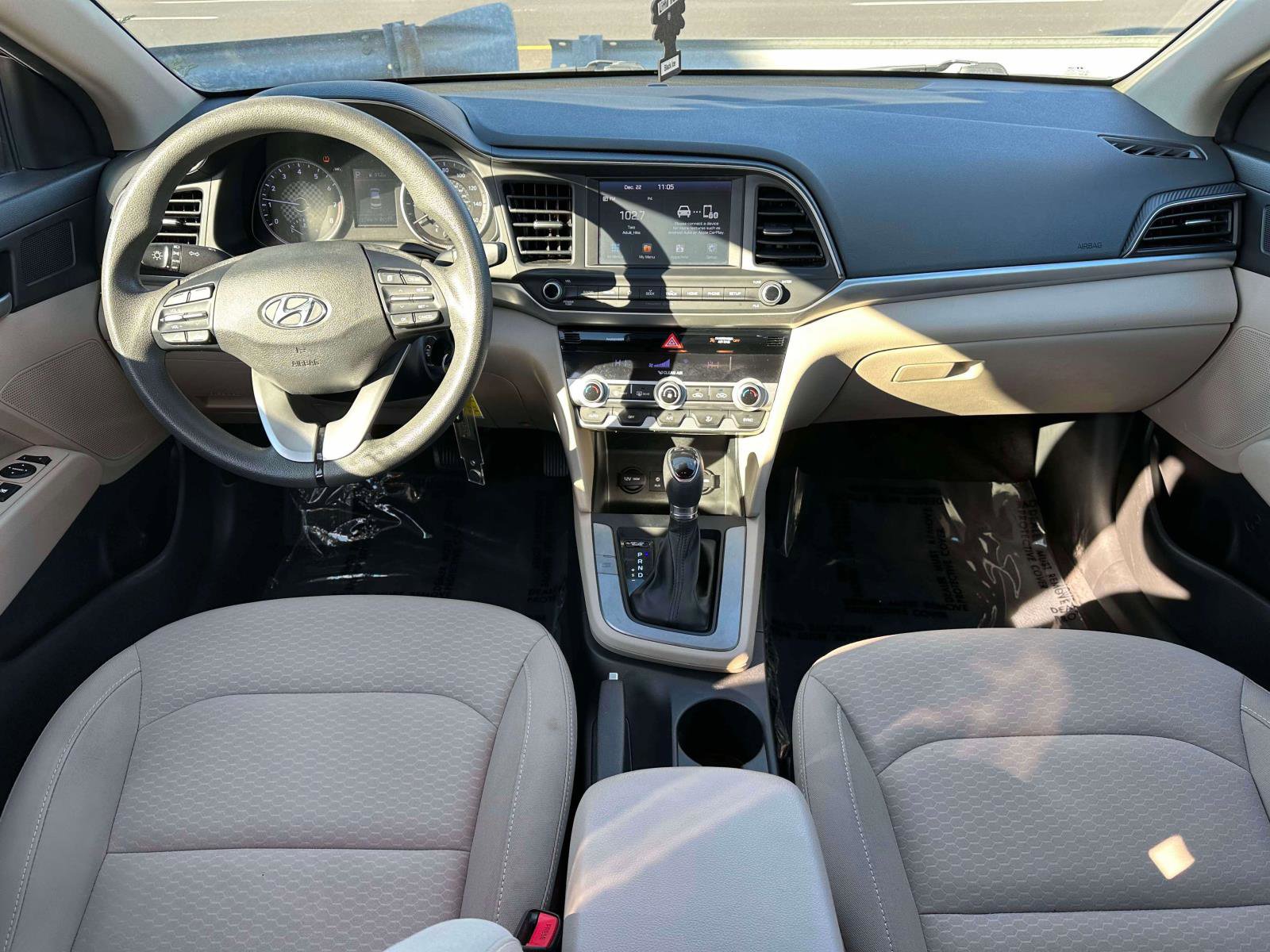 Used 2020 Hyundai Elantra SEL image 10