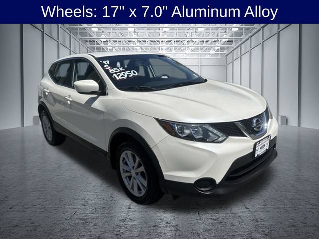 Used 2017 Nissan Rogue Sport S w/ S Appearance Package AWD/4WD image 5