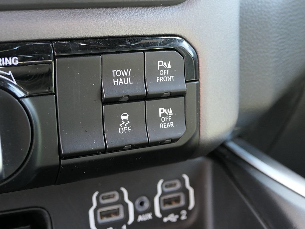 Used 2022 RAM 1500 Big Horn RWD image 24