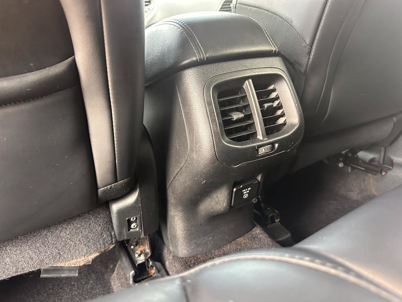 Used 2018 Jeep Cherokee Limited w/ High Altitude Package AWD/4WD image 28