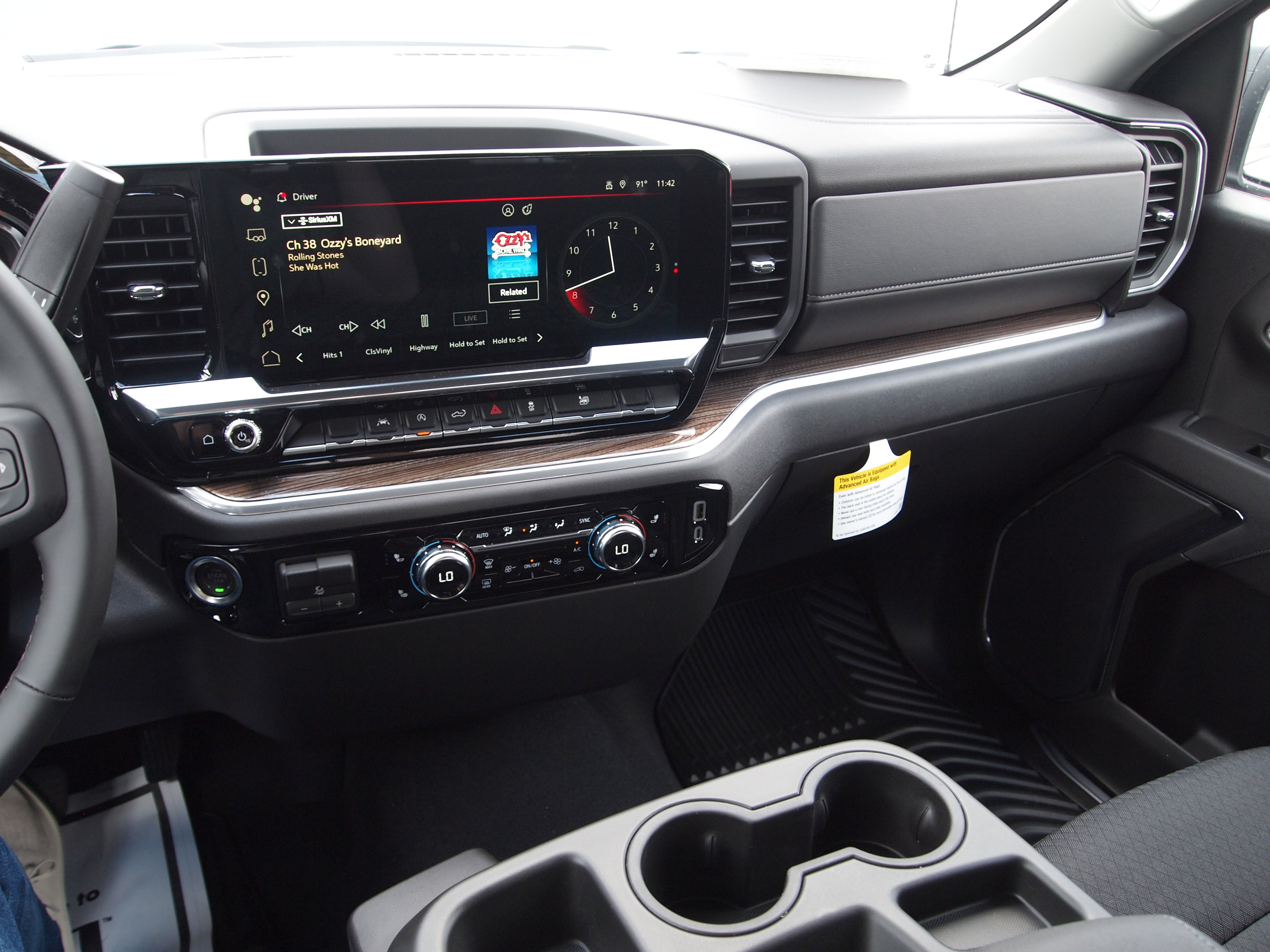 Used 2025 GMC Sierra 1500 Elevation image 15