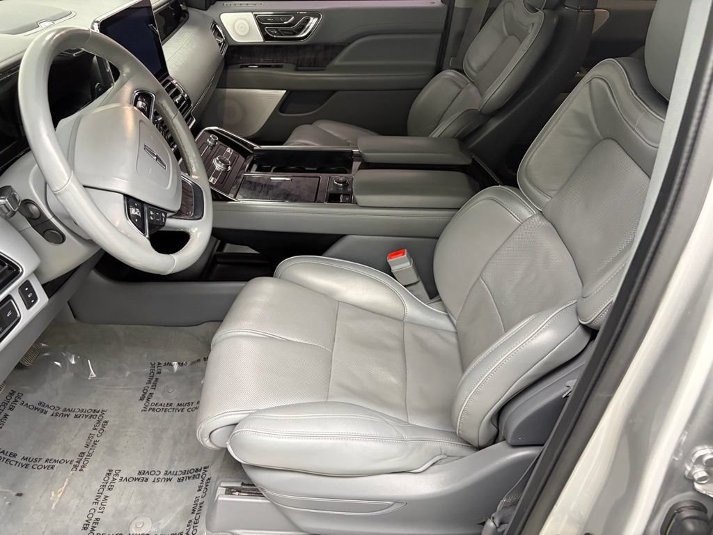 Used 2019 Lincoln Navigator Reserve AWD/4WD image 17
