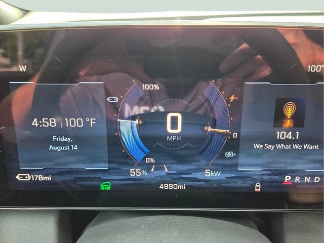 Used 2026 Chevrolet Equinox EV LT FWD image 32