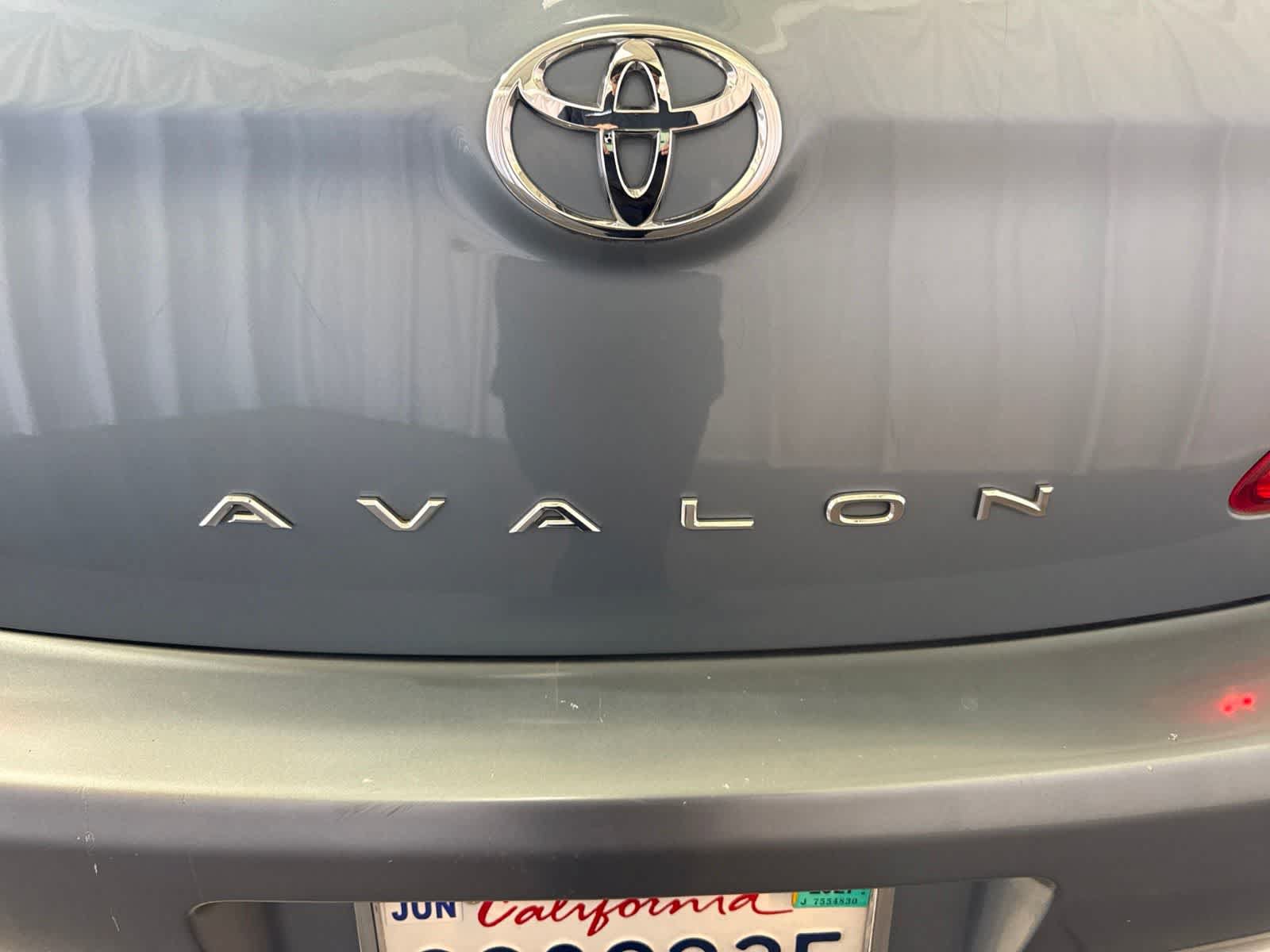 Used 2005 Toyota Avalon Limited FWD image 16