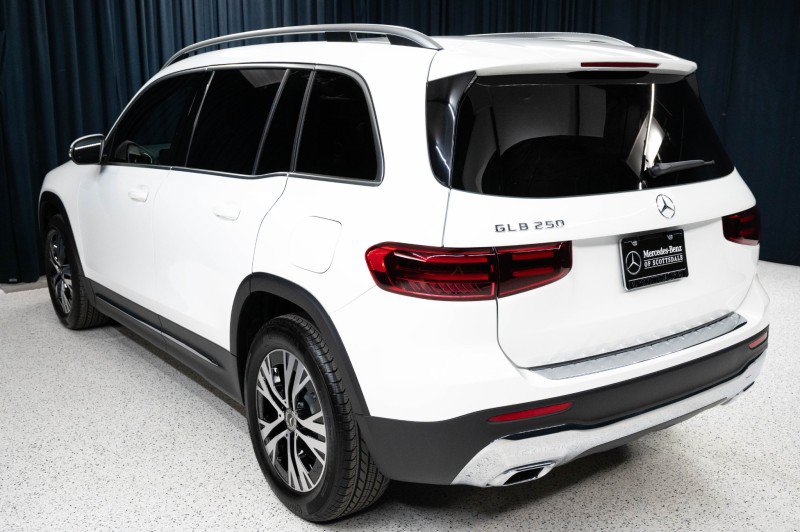 Certified 2026 Mercedes-Benz GLB 250 image 7