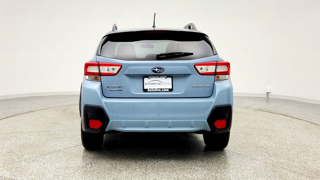 Used 2018 Subaru Crosstrek 2.0i image 6