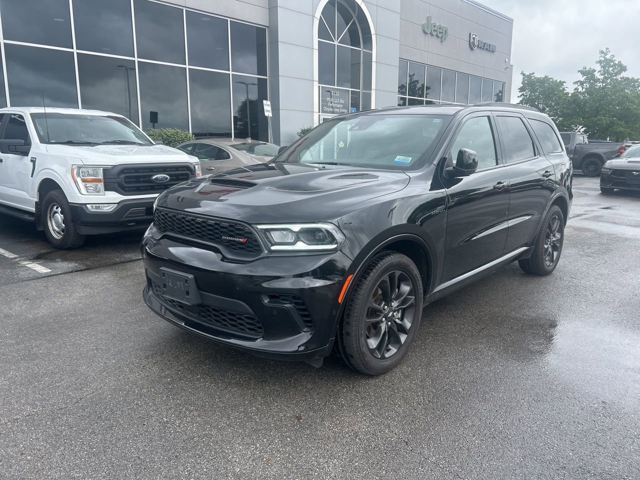 Used 2024 Dodge Durango R/T w/ Blacktop Package AWD/4WD image 7