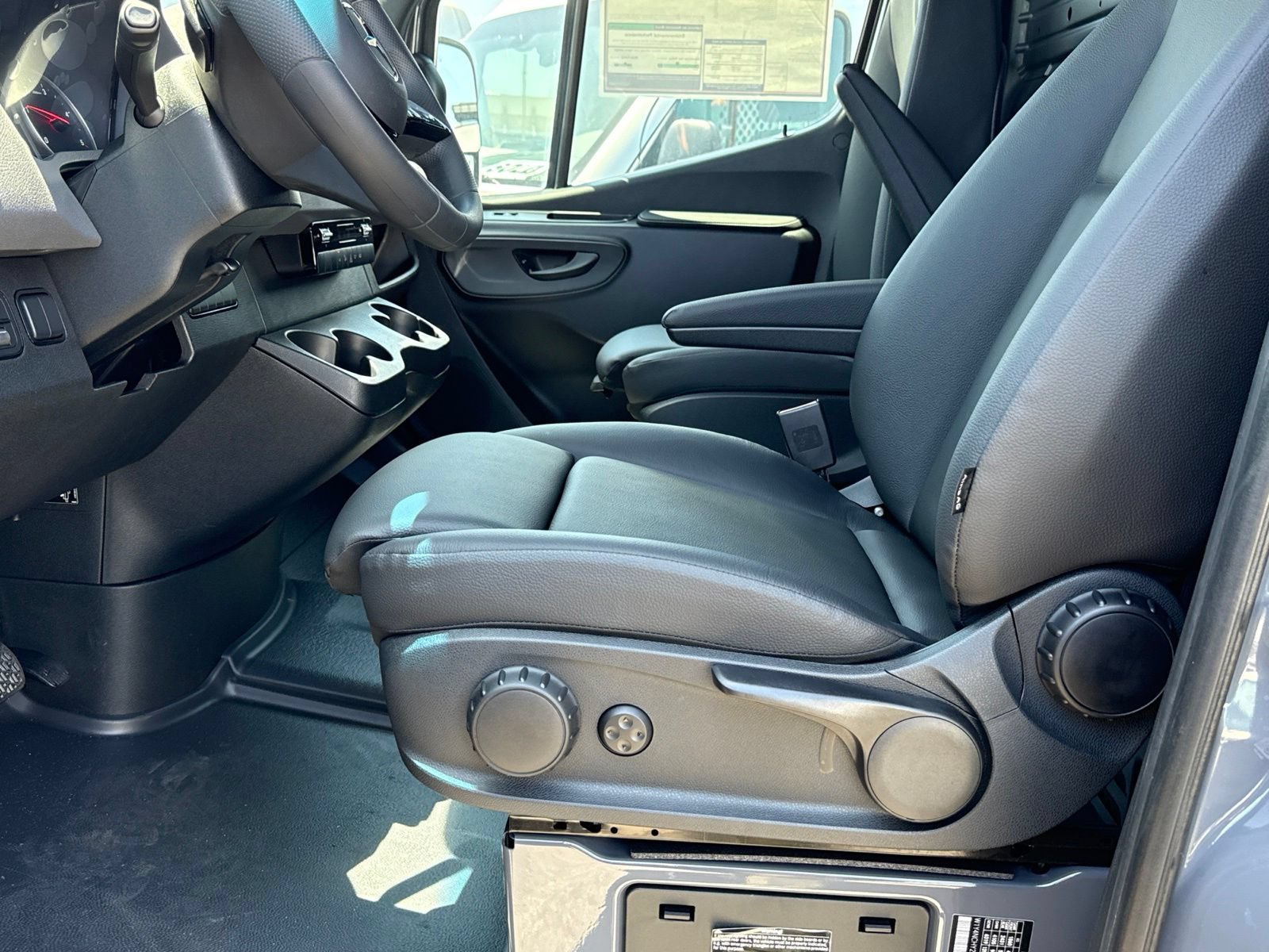 New 2026 Mercedes-Benz Sprinter 2500 image 21