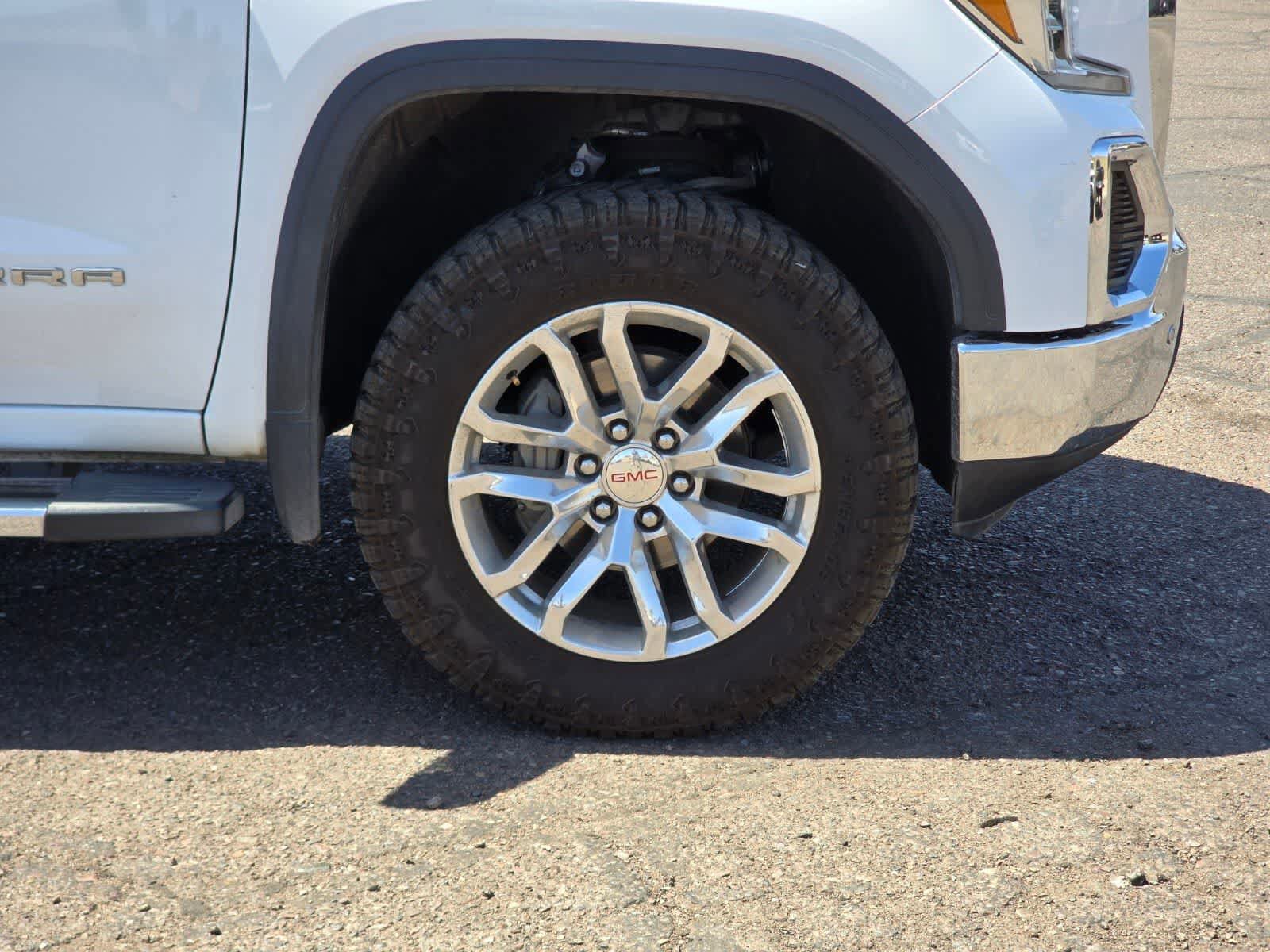 Used 2020 GMC Sierra 1500 SLT w/ SLT Premium Plus Package AWD/4WD image 10