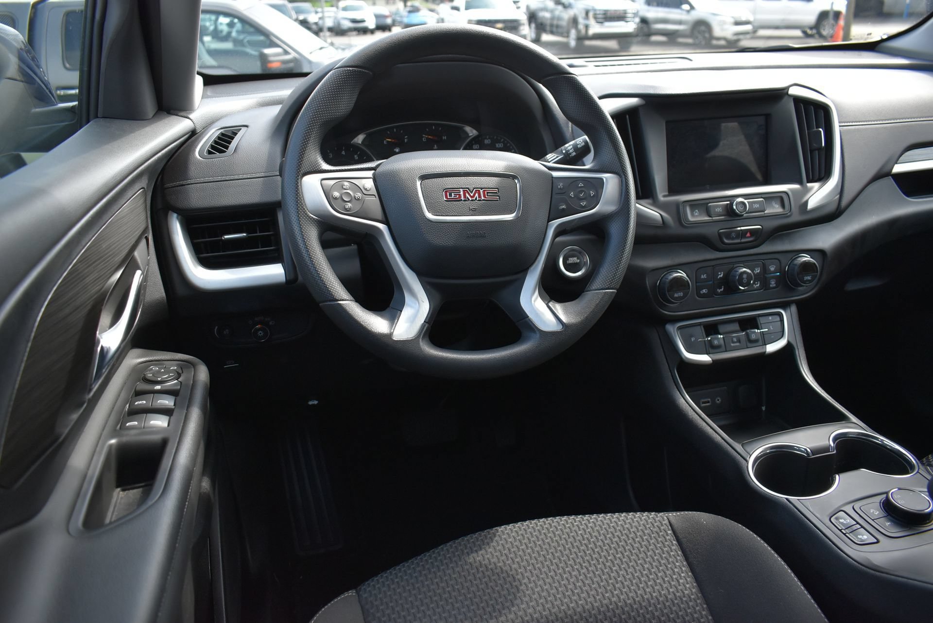 Used 2023 GMC Terrain SLE w/ Driver Convenience Package AWD/4WD image 16