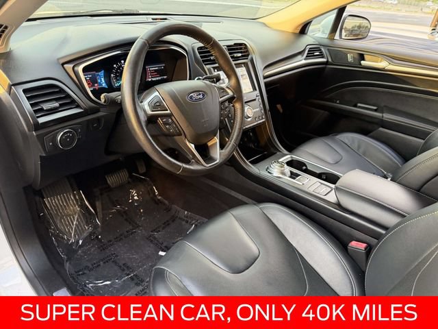Used 2019 Ford Fusion Energi Titanium FWD image 9