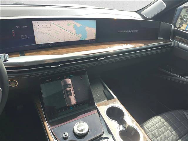 Certified 2025 Cadillac Escalade ESV Sport Platinum image 13