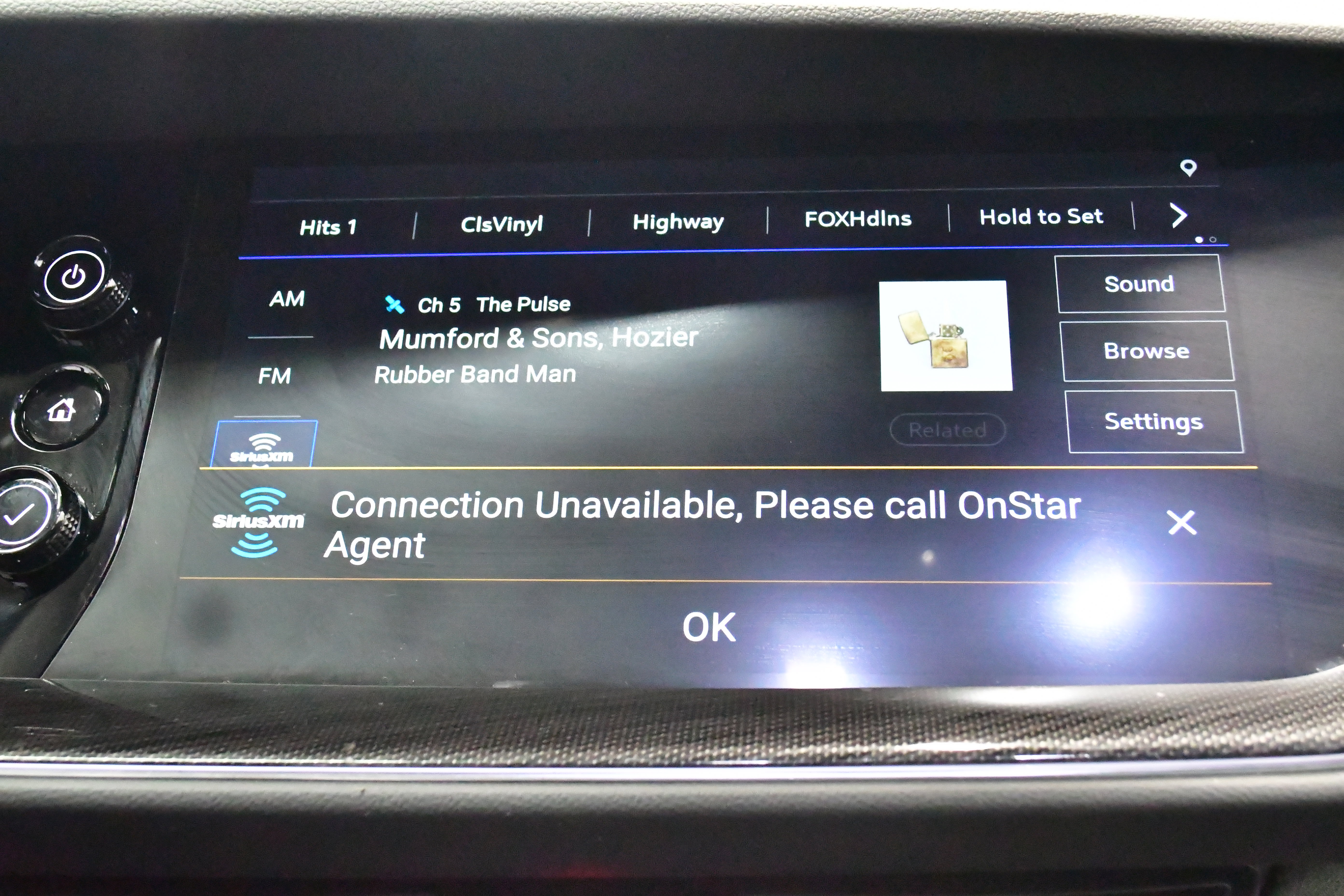 Used 2023 Buick Envision Essence w/ Sport Touring Package image 59