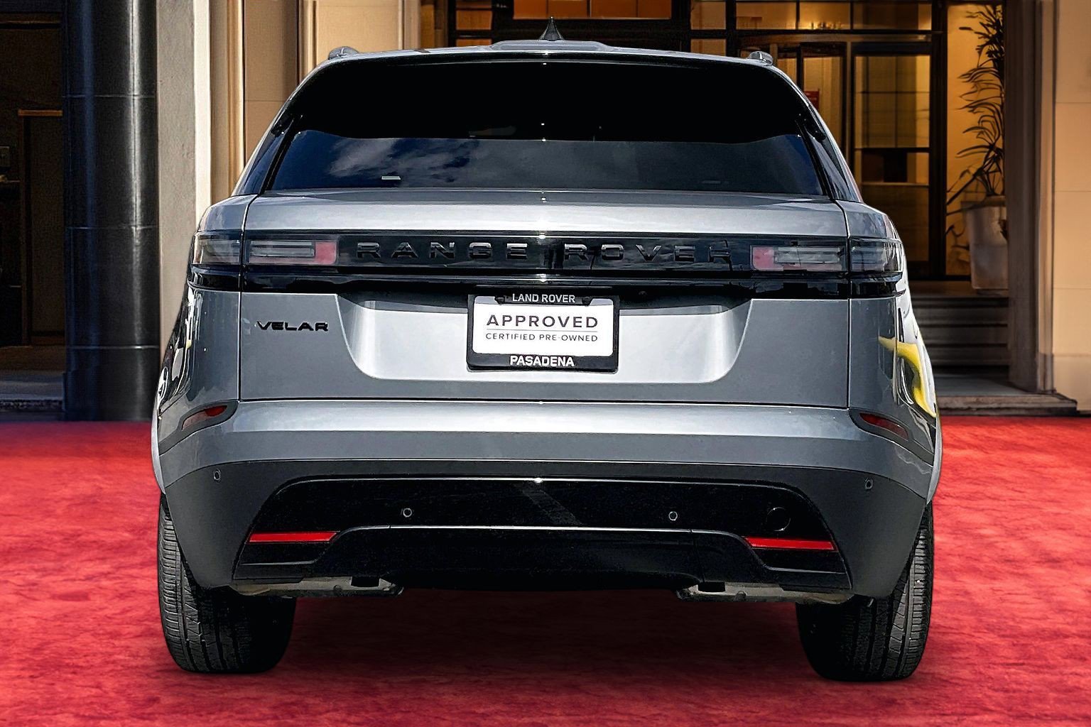 Certified 2025 Land Rover Range Rover Velar S AWD/4WD image 4