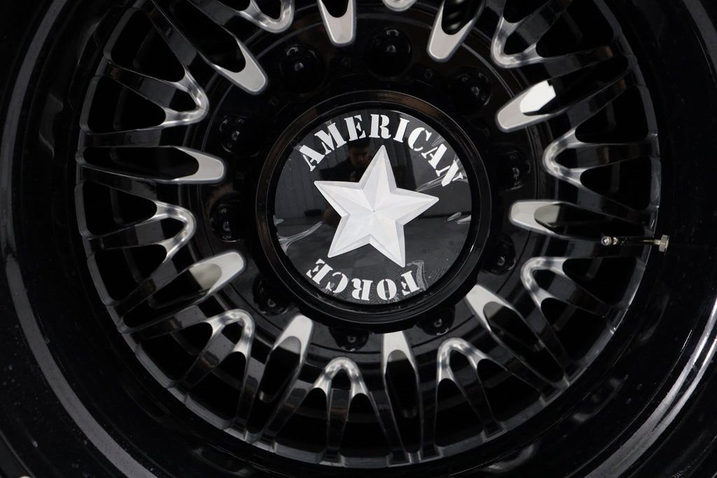 Used 2025 Ford F450 Platinum w/ Platinum Plus Package image 54